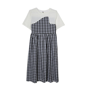 Discover the Comfort and Style of the Plaid Stitching Maternity Dress
